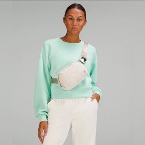 Lululemon Everywhere Fleece belt bag Natural Ivory/Trench color